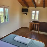 Mani Hill House