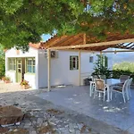 Mani Hill House