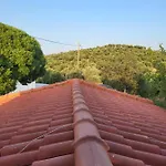 Mani Hill House * Gythio