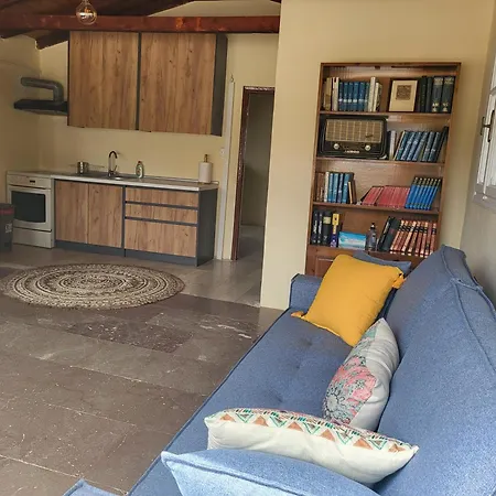 Mani Hill House Semesterbostad *