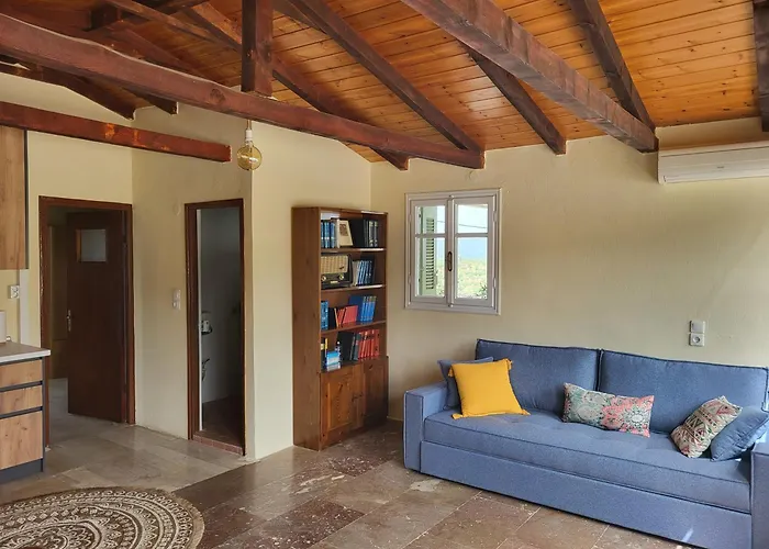 Mani Hill House Дом отдыха Гитион